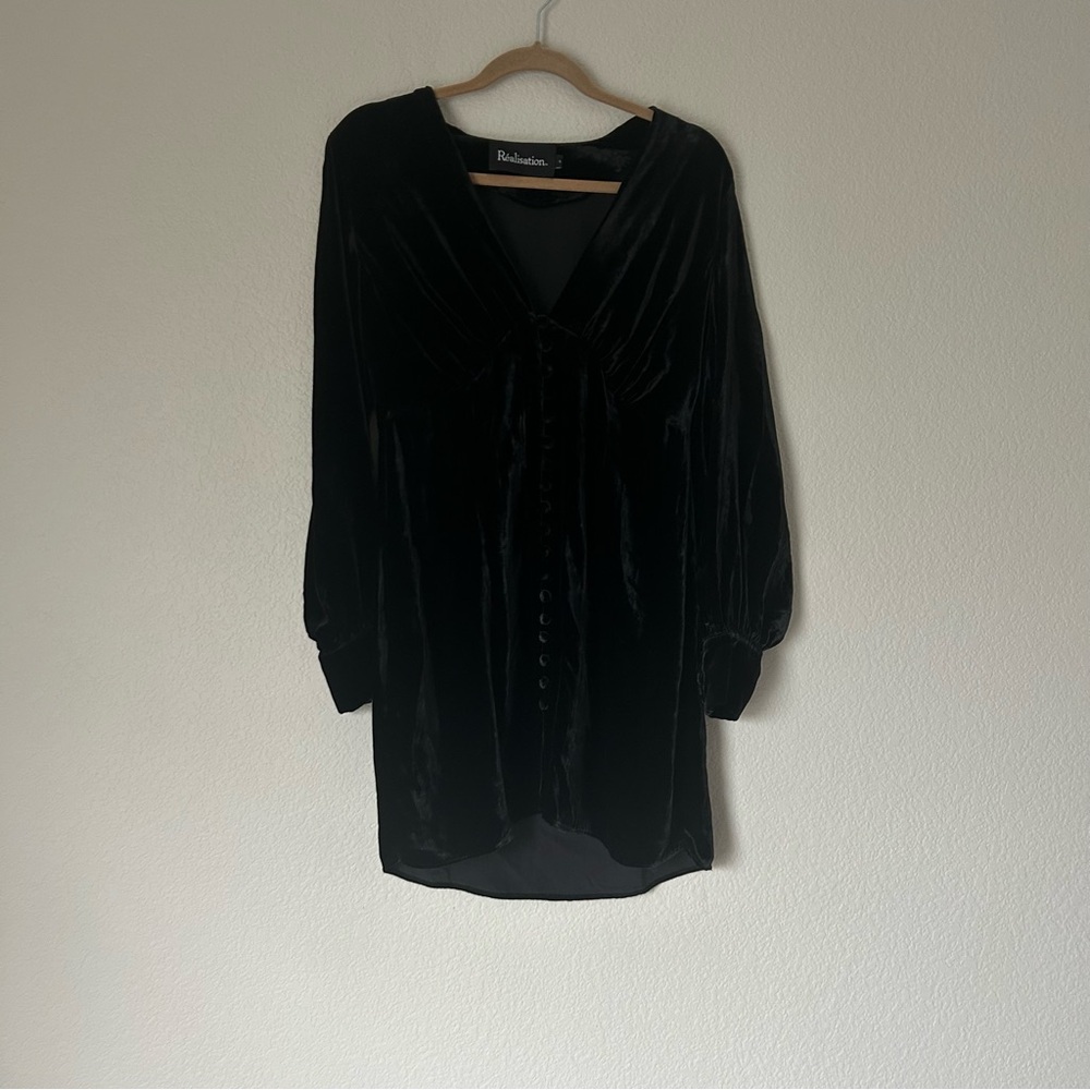 Realisation Par The Leekley Dress in Black Velvet - Picture 3 of 6